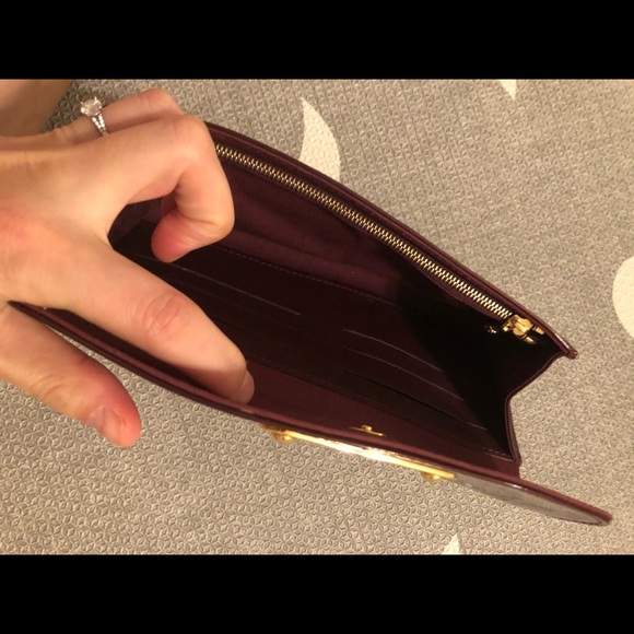lv bag - Picture 1 of 1